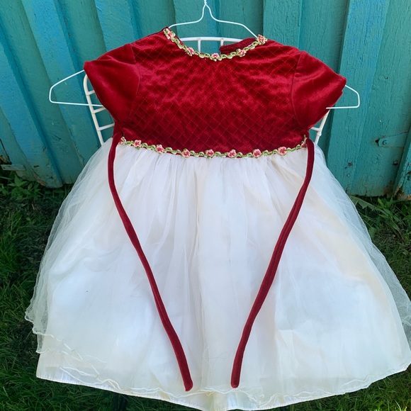 Ninas 4T Girls Toddler Christmas Dress - Picture 3 of 4